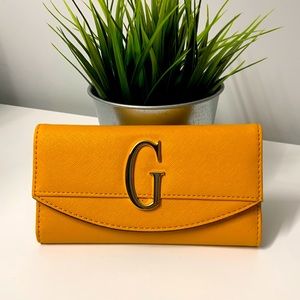 Guess trifold wallet